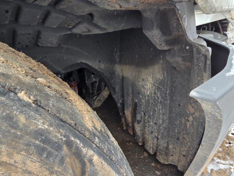 2025 Freightliner Cascadia - Image 11