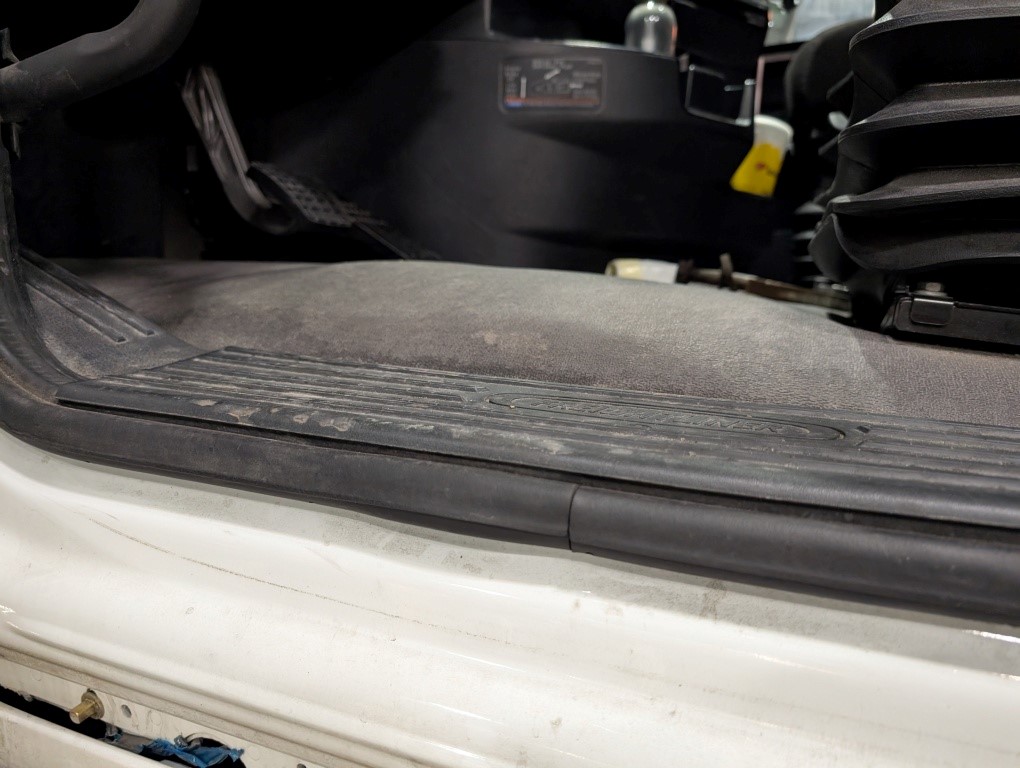 2025 Freightliner Cascadia - Image 11