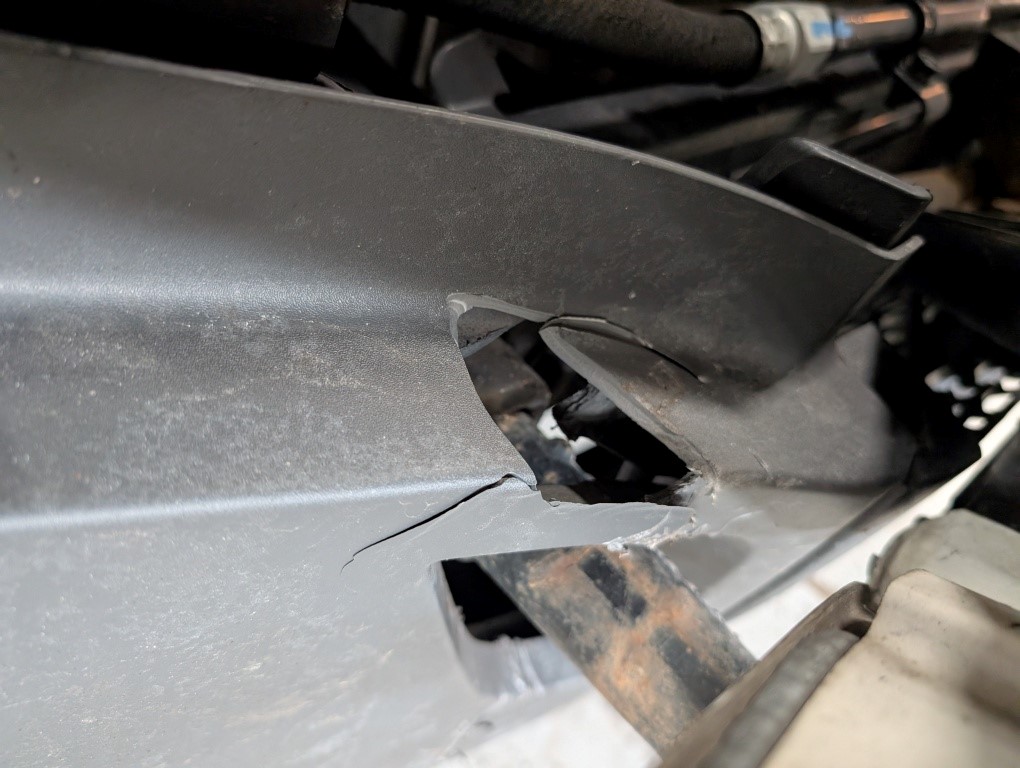 2025 Freightliner Cascadia - Image 13