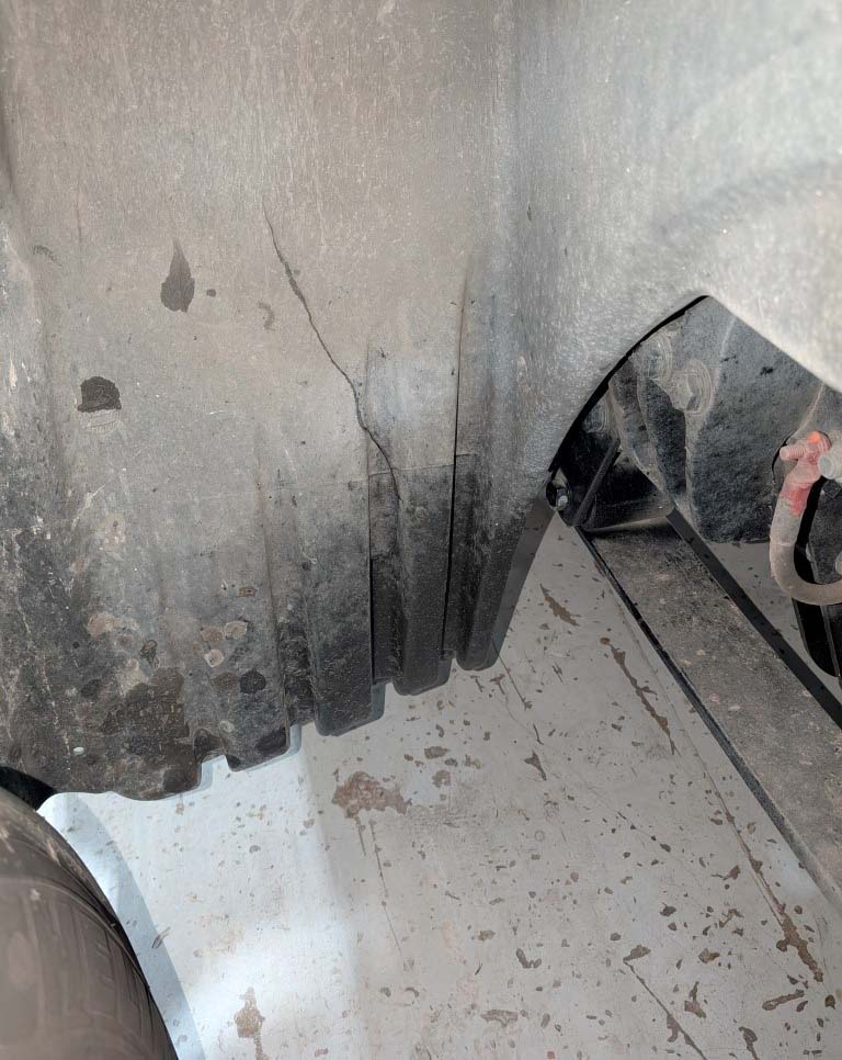 2025 Freightliner Cascadia - Image 16