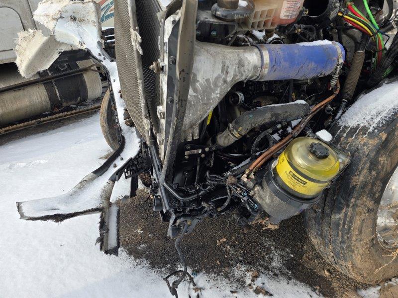 2025 Freightliner Cascadia - Image 17