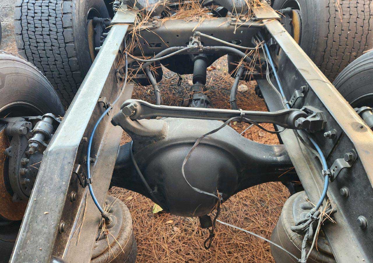 2025 Freightliner Cascadia - Image 26