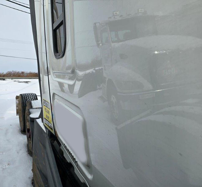 2025 Freightliner Cascadia - Image 31