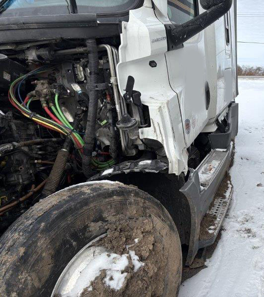 2025 Freightliner Cascadia - Image 6