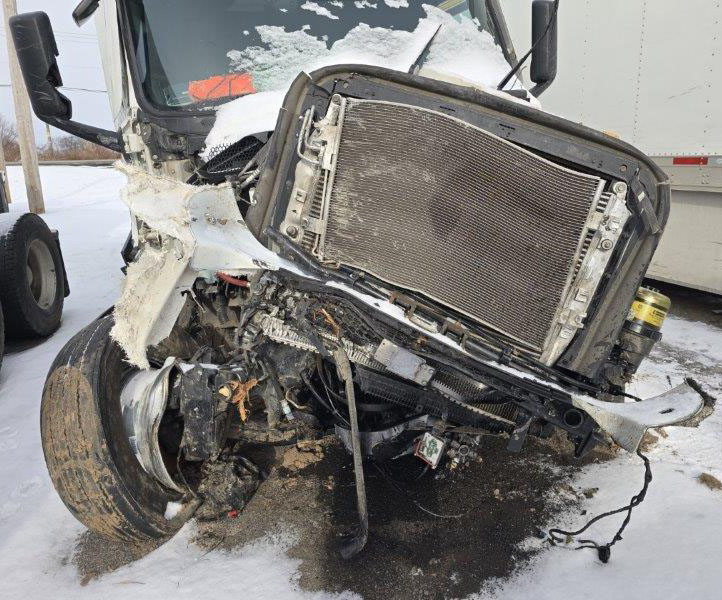 2025 Freightliner Cascadia - Image 7