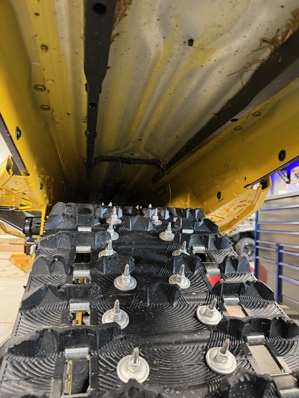 2025 Ski Doo SM MXZ Turbo R Snowmobile - Image 5