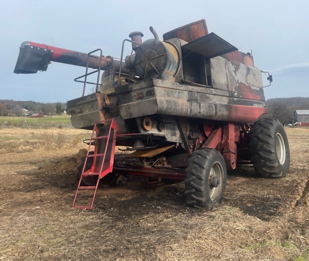 1986 Case IH 1660 Combine - Image 5