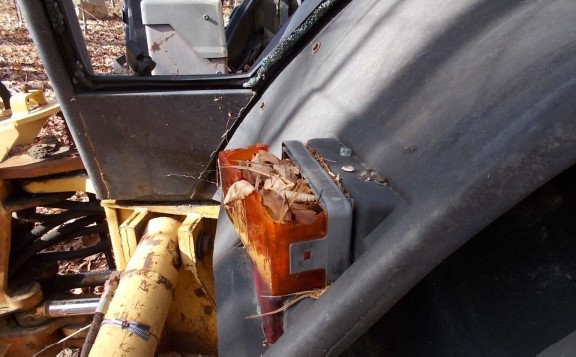 1992 Ford New Holland 555C Backhoe - Image 11