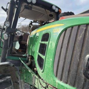 2010 John Deere 7230 Tractor