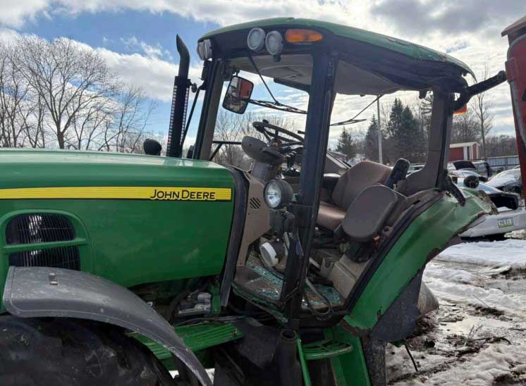 2010 John Deere 7230 Tractor - Image 3