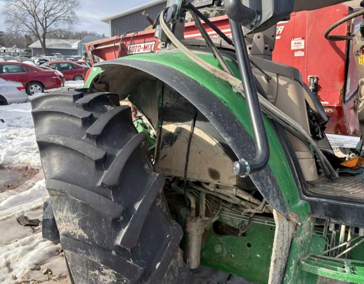 2010 John Deere 7230 Tractor - Image 8
