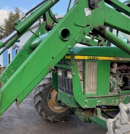 2000 John Deere 640 Loader - Image 9