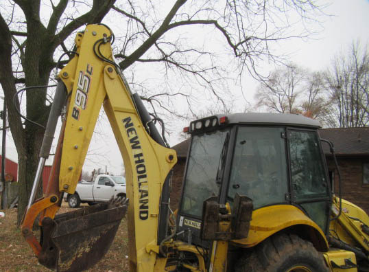 2013 New Holland B95C Backhoe - Image 13