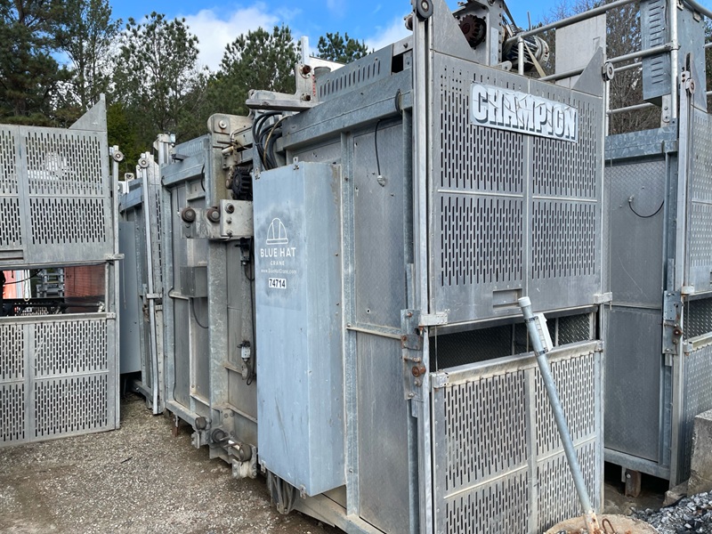 Champion US-6000 Construction Hoists