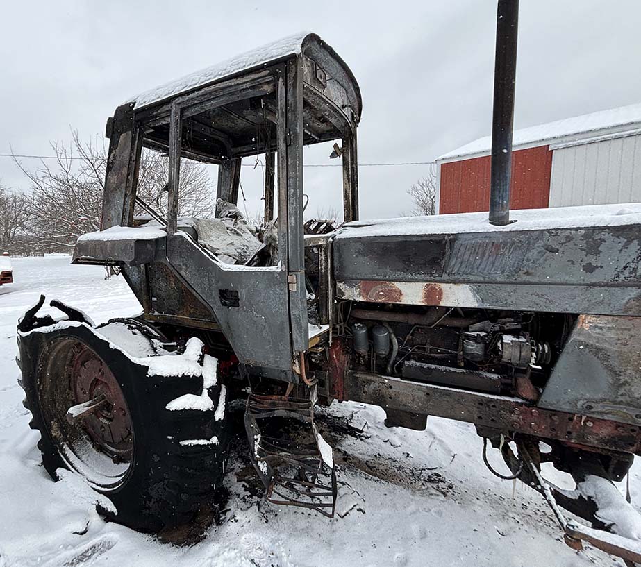 1978 International Harvester 1486 Tractor - Image 4