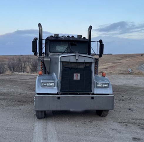 1994 Kenworth W900 - Image 2