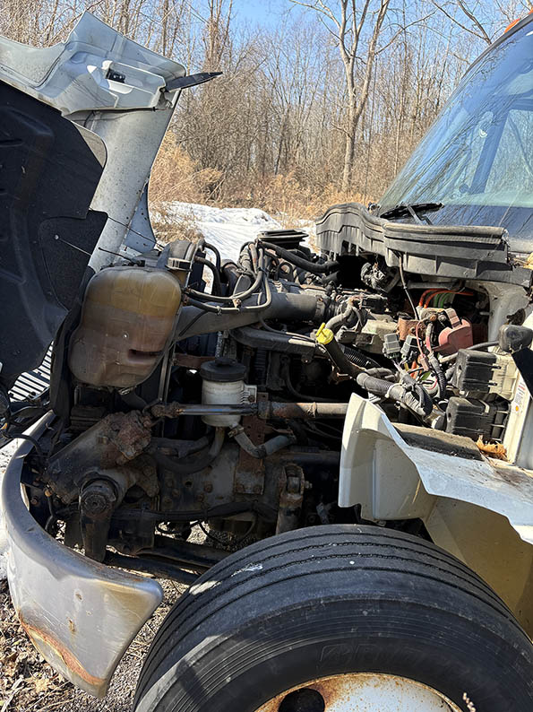 2015 International MA025 - Image 5