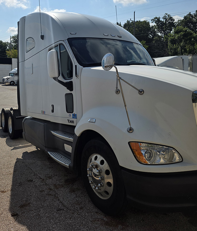2012 Kenworth T7 - Image 3
