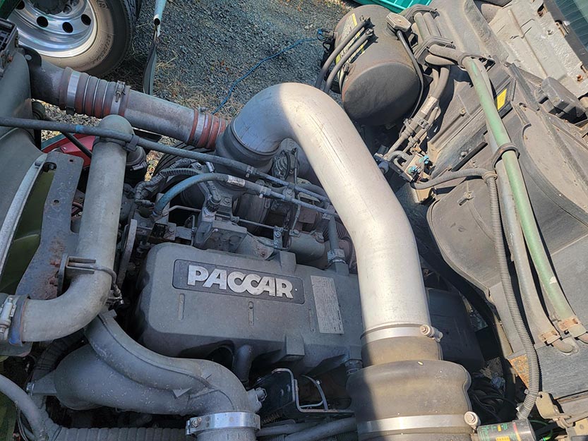 2013 Kenworth T7 - Image 4