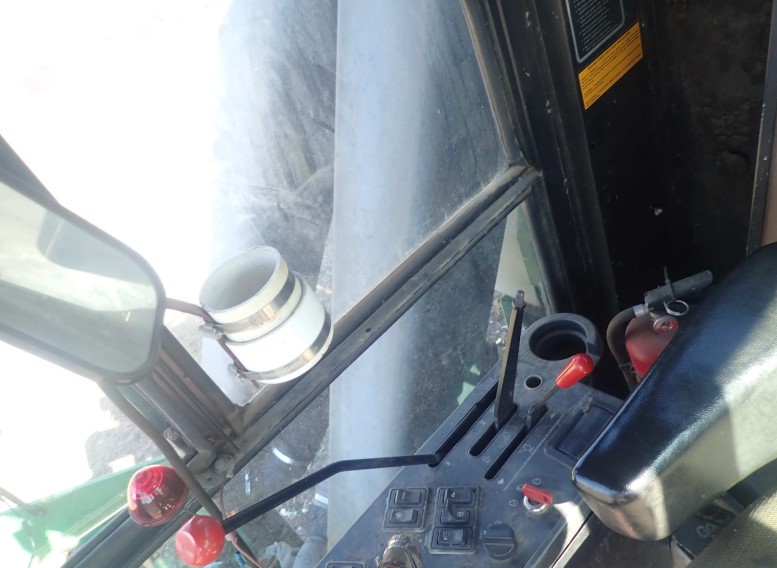 2000 John Deere 9970 Cotton Picker - Image 10