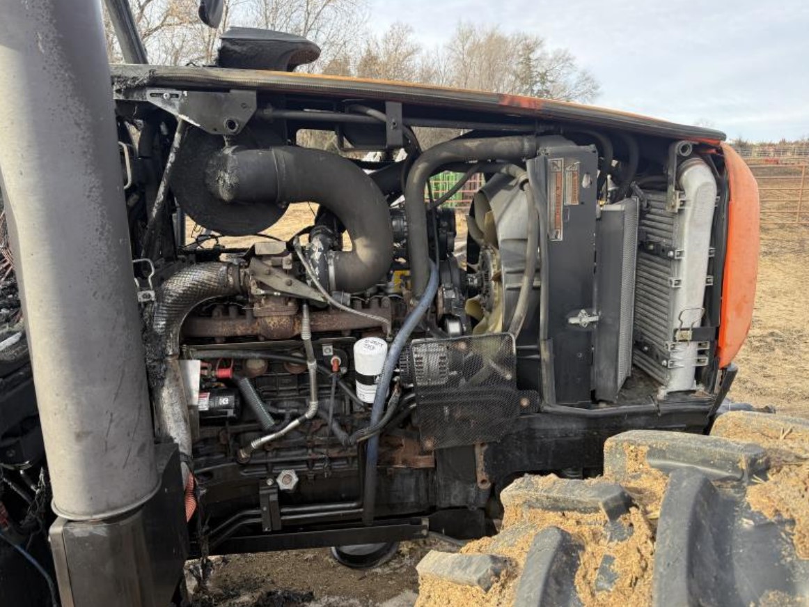 2004 AGCO RT135 Tractor - Image 10