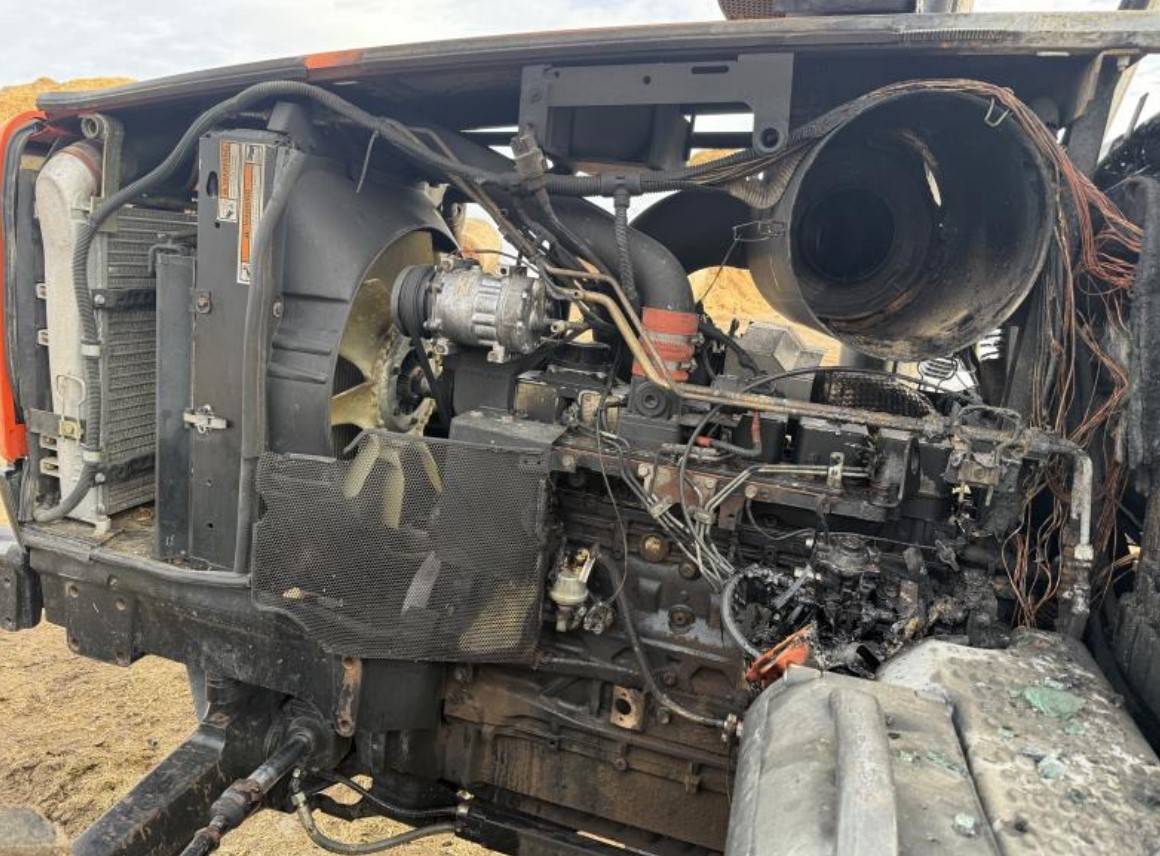 2004 AGCO RT135 Tractor - Image 9