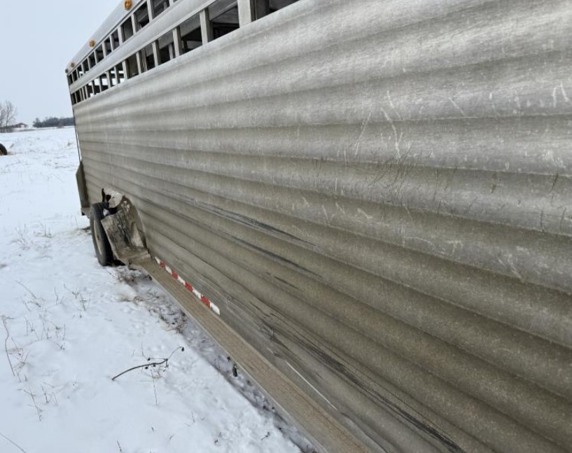 2005 4-Star Trailer - Image 2