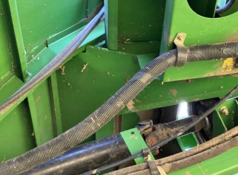 2006 John Deere 9560 STSF Combine - Image 3