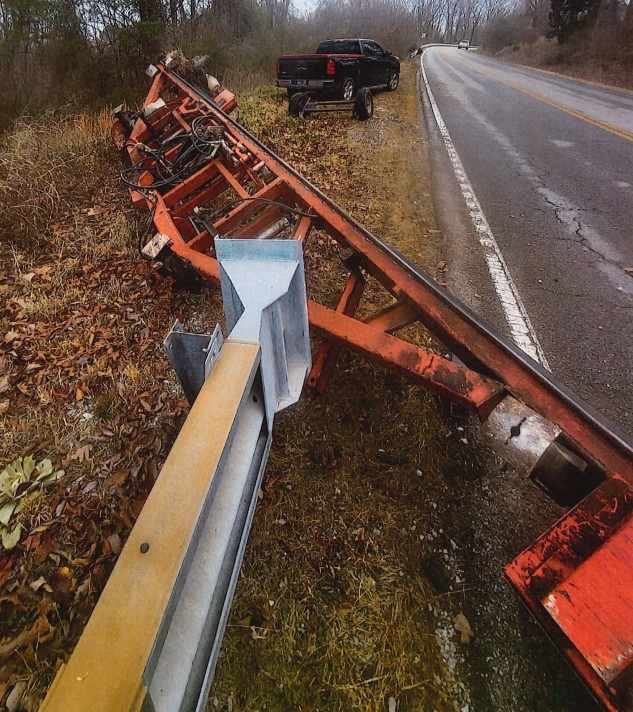 2007 Woodmizer LT 50 HDD51 Portable Sawmill - Image 2