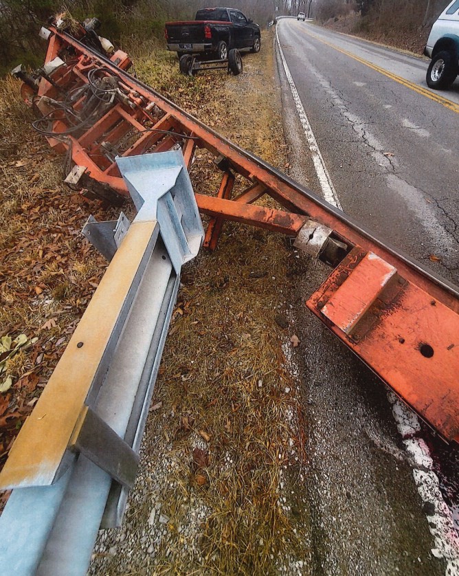 2007 Woodmizer LT 50 HDD51 Portable Sawmill - Image 3
