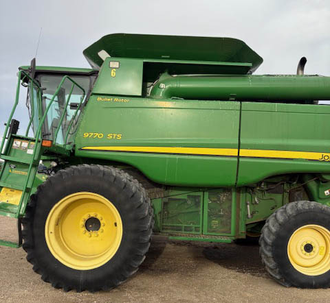 2008 John Deere 9770 Combine - Image 6