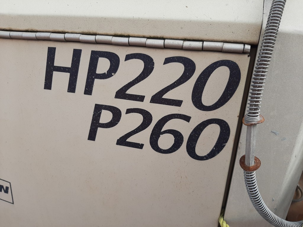 2010 Ingersoll Rand HP220 Air Compressor - Image 7