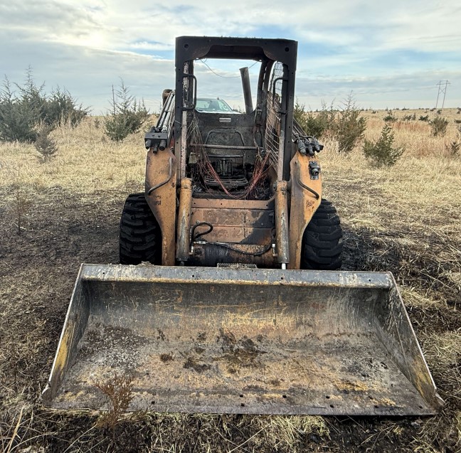 2011 CASE SR250 Skid Steer - Image 4