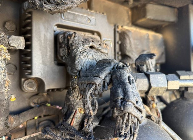 2013 Caterpillar 730 Articulated Haul Truck - Image 10