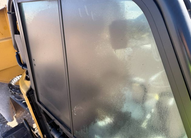 2013 Caterpillar 730 Articulated Haul Truck - Image 11