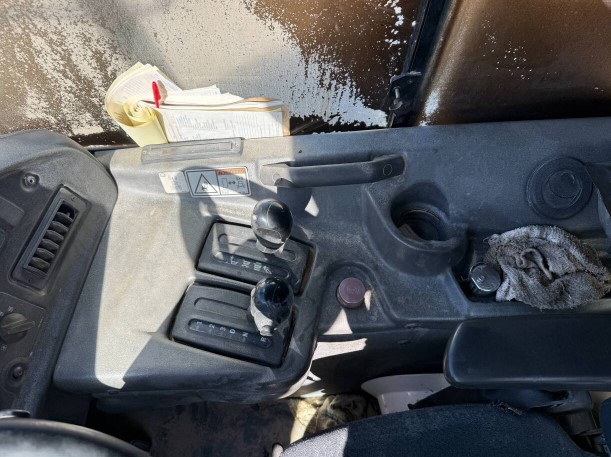 2013 Caterpillar 730 Articulated Haul Truck - Image 29