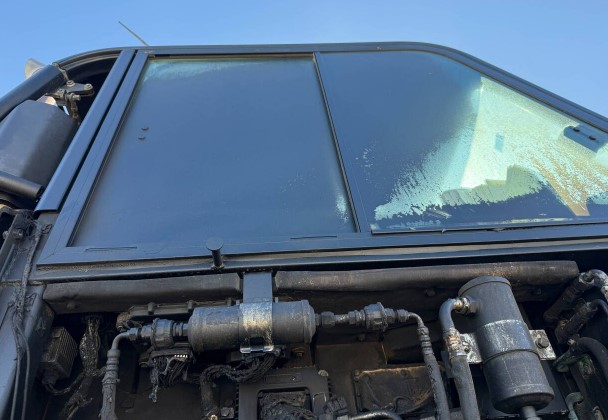 2013 Caterpillar 730 Articulated Haul Truck - Image 30