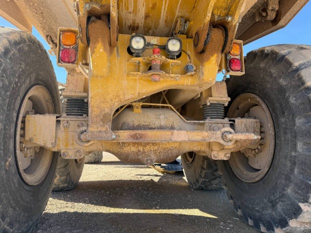 2013 Caterpillar 730 Articulated Haul Truck - Image 34