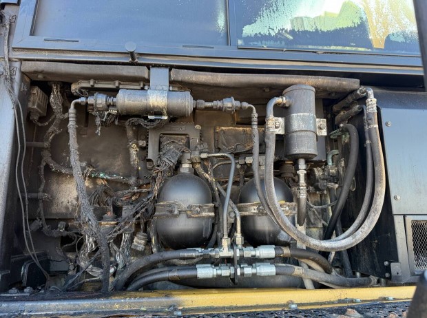 2013 Caterpillar 730 Articulated Haul Truck - Image 8