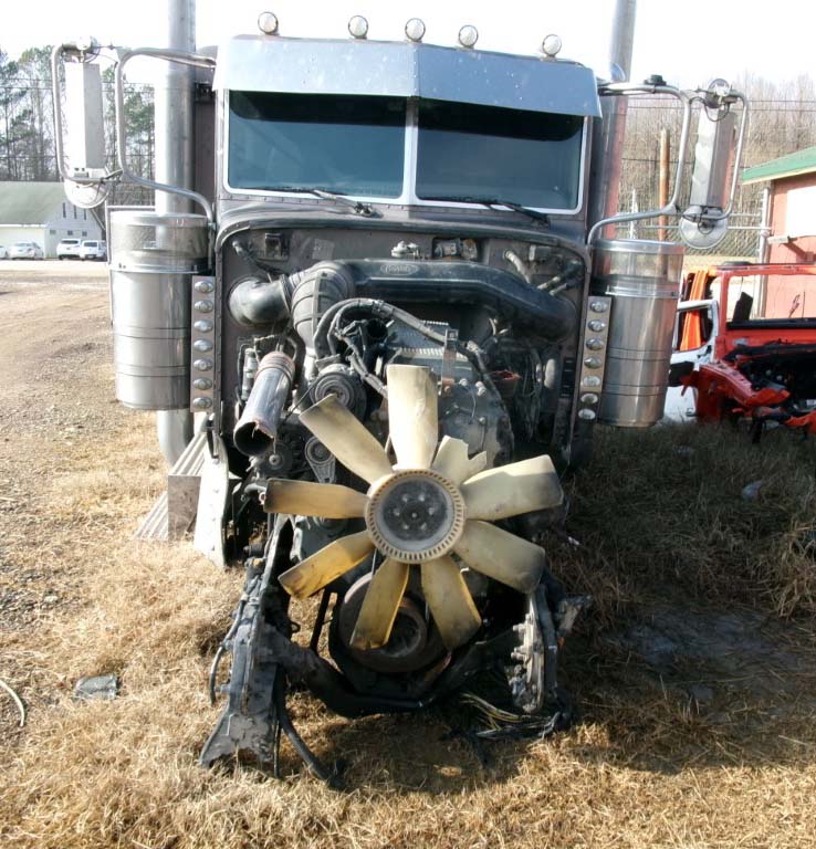 2013 Peterbilt 389K - Image 2