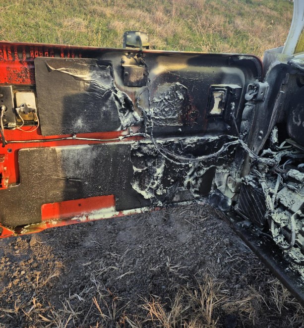 2014 Bobcat T870 Compact Track Loader - Image 8