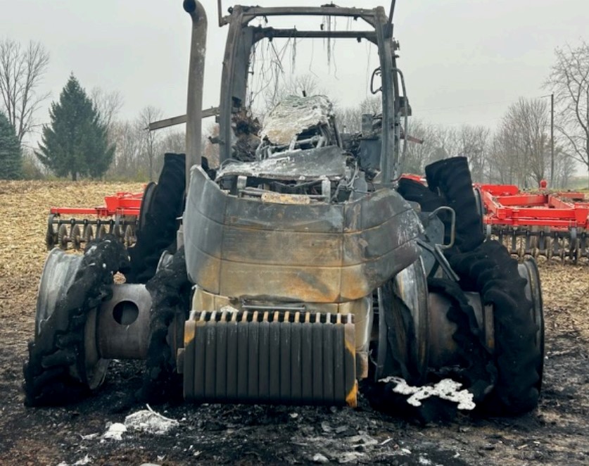 2014 Case IH Magnum 370 Tractor - Image 3