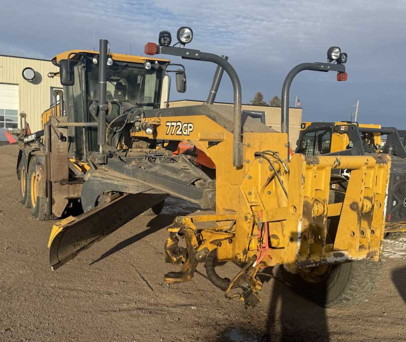2014 John Deere 772GP Motor Grader - Image 5