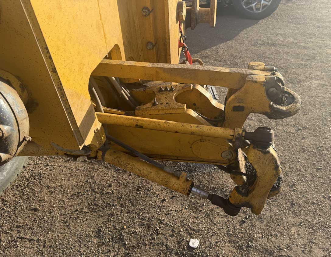 2014 John Deere 772GP Motor Grader - Image 8