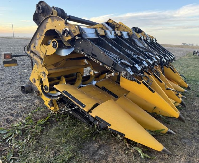 2014 New Holland 980CF Header - Image 2