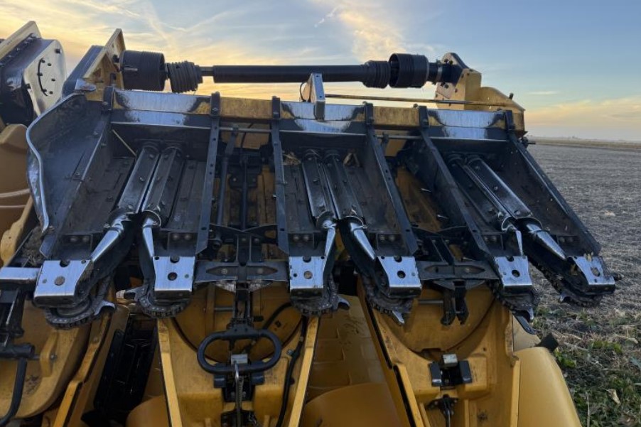 2014 New Holland 980CF Header - Image 8