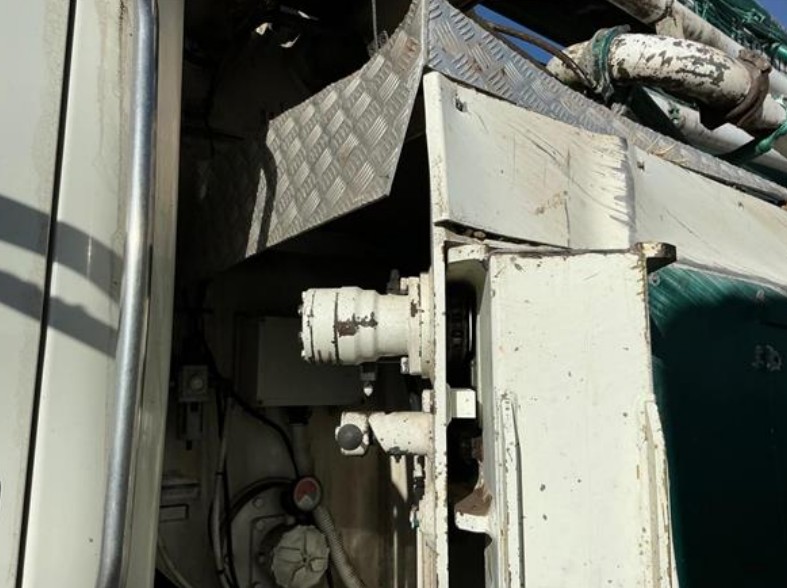 2015 Freightliner M2 Concrete Pump Truck - Image 15