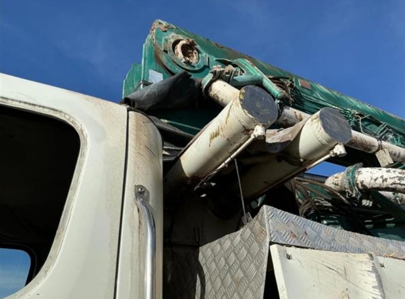 2015 Freightliner M2 Concrete Pump Truck - Image 16