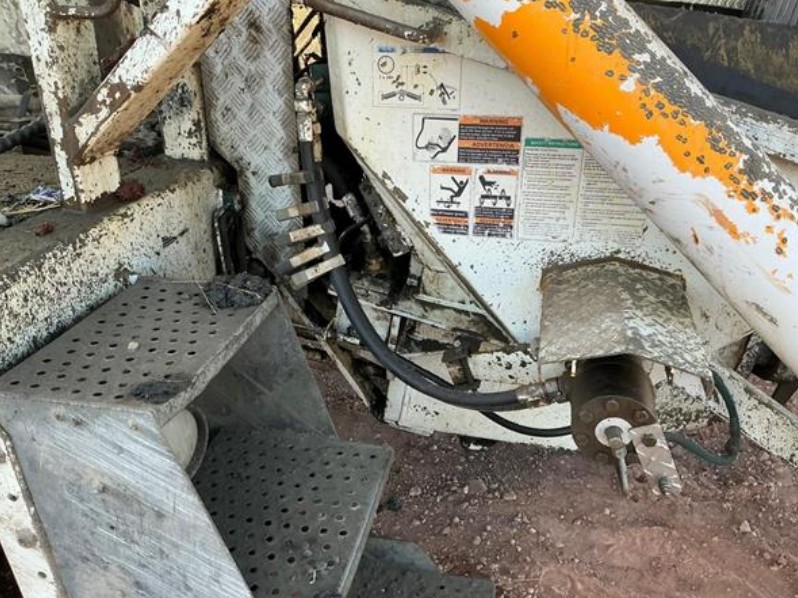 2015 Freightliner M2 Concrete Pump Truck - Image 30