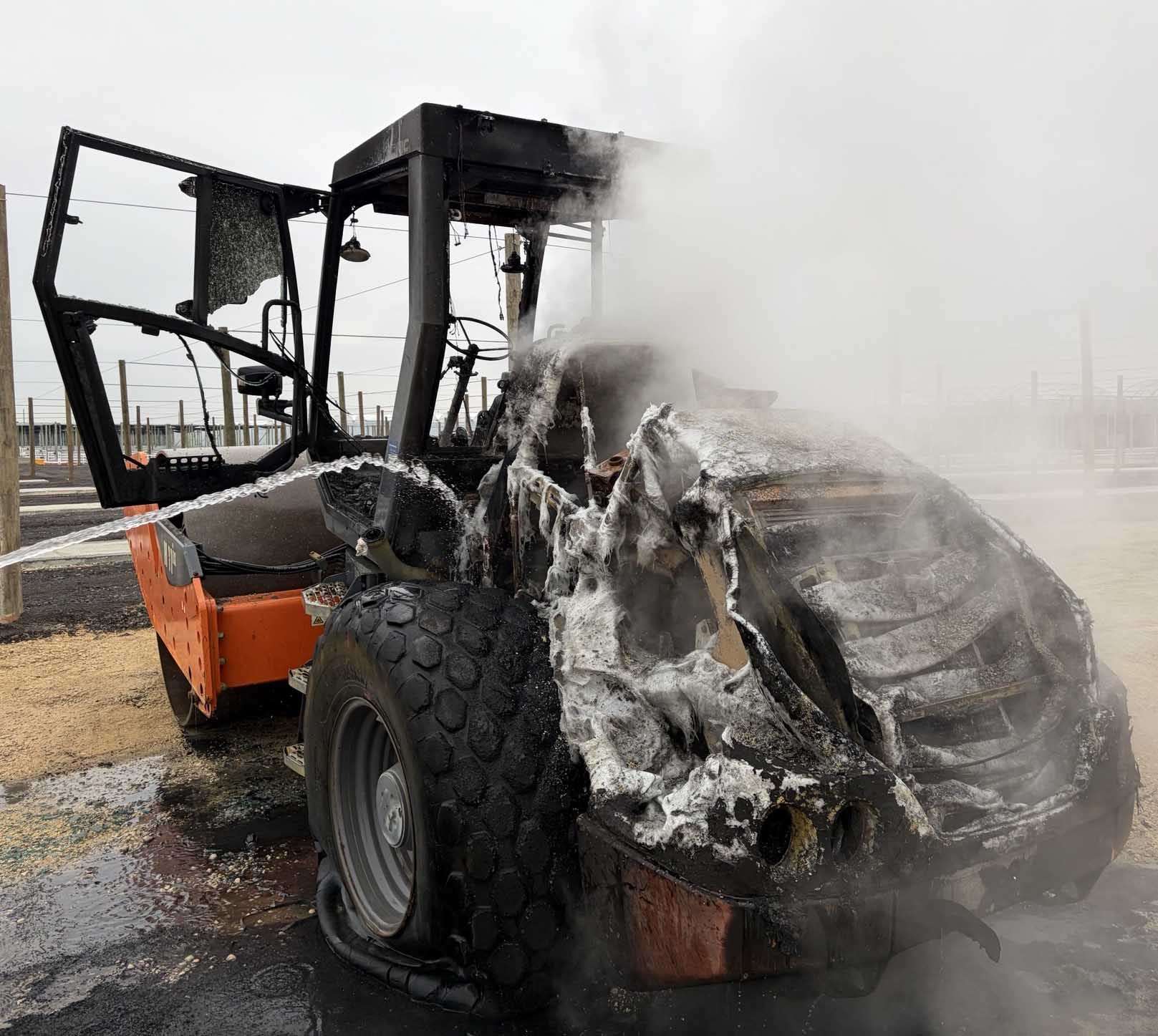 2015 Hamm H11IX Compactor - Image 5